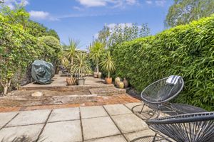 Photo 11- click for photo gallery